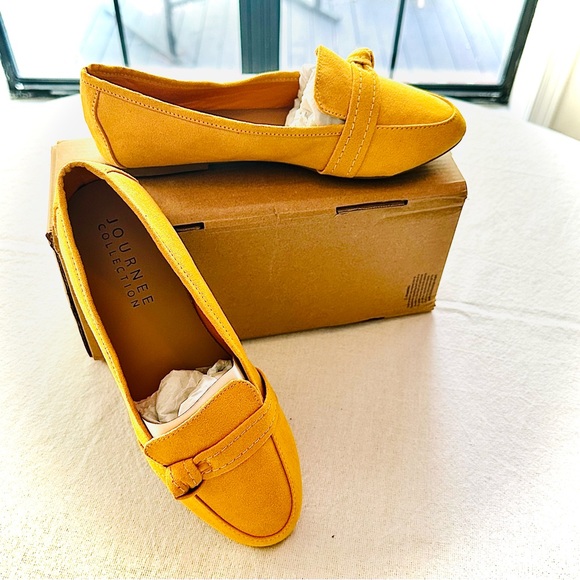 Journee Collection - Marci Slip-on Round Toe Loafer (Mustard, 8) - Picture 1 of 10